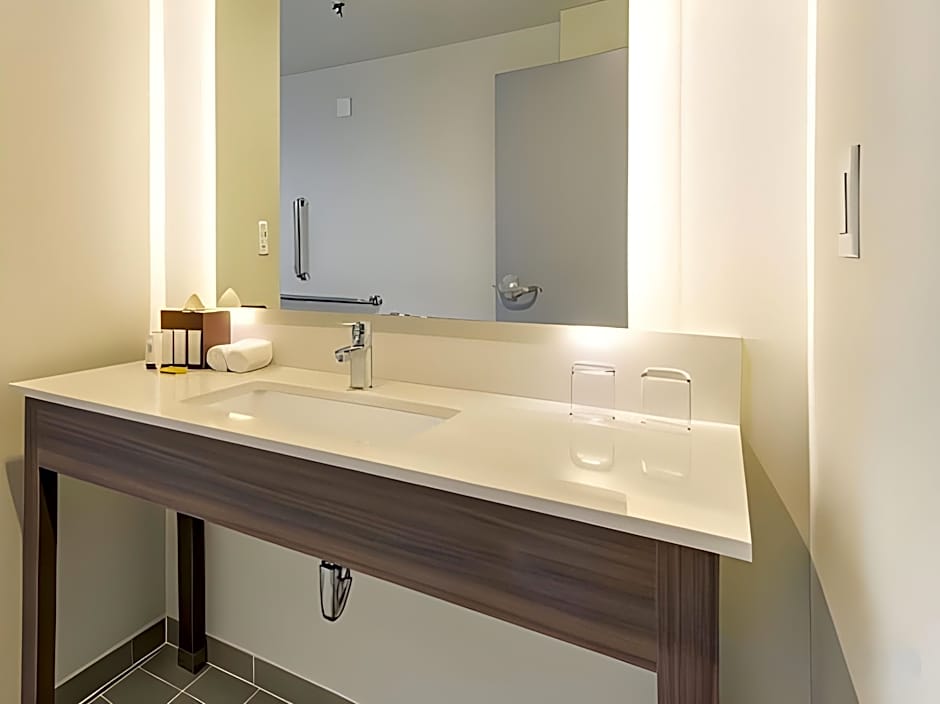 Saint Louis Airport Hotel