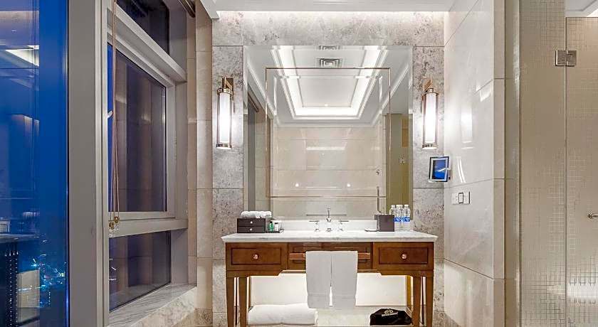 Sheraton Grand Wuhan Hankou Hotel