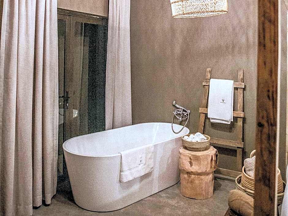 Minara Private Boutique Game Lodge