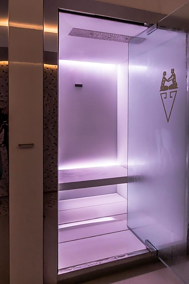 Hotel Touring Wellness & Beauty