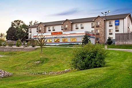Baymont by Wyndham Glenwood