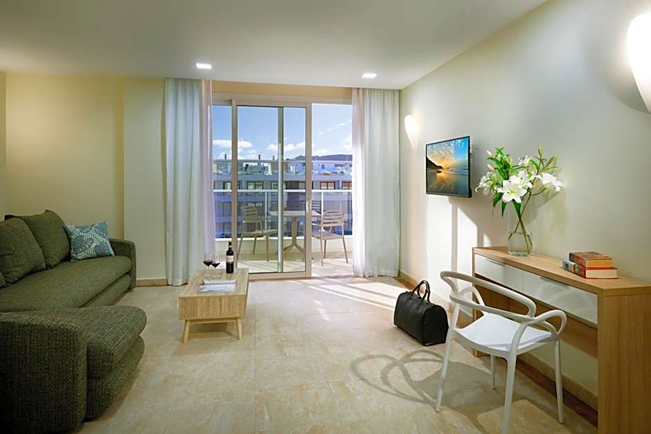 Marinell Collection Palm-Mar