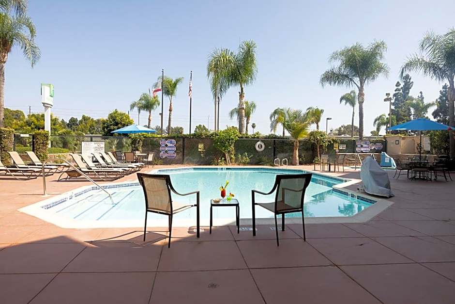 Holiday Inn Santa Ana-Orange County Airport By IHG