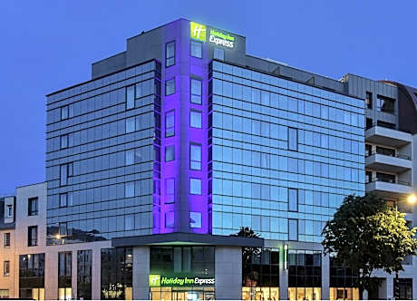Holiday Inn Express Rouen Centre - Rive Gauche By IHG