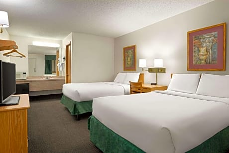 Double Room with Two Double Beds - Non-Smoking