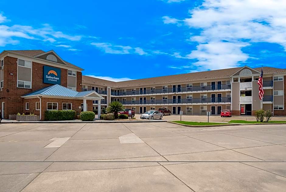 Suburban Studios Biloxi North Area