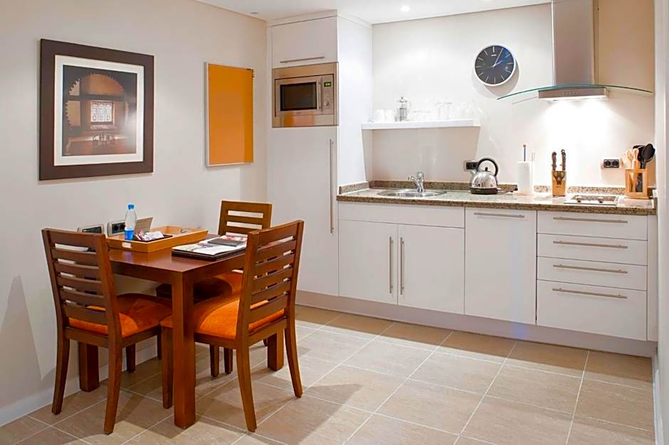 Staybridge Suites & Apartments - Citystars By IHG