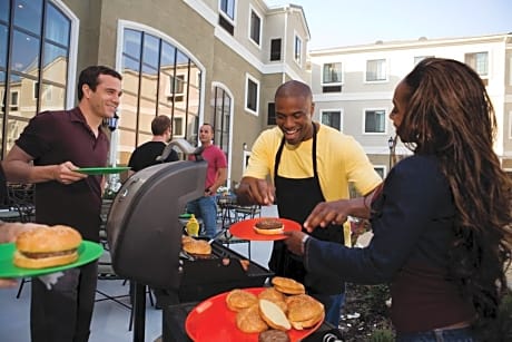 Staybridge Suites Albuquerque North By IHG