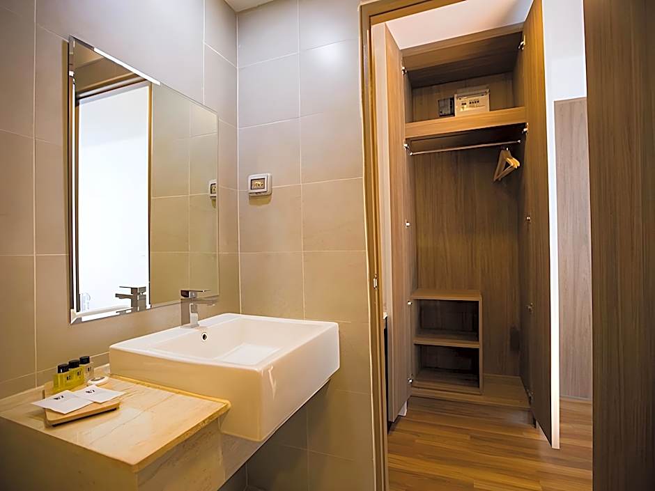 B2 Phitsanulok Premier Hotel