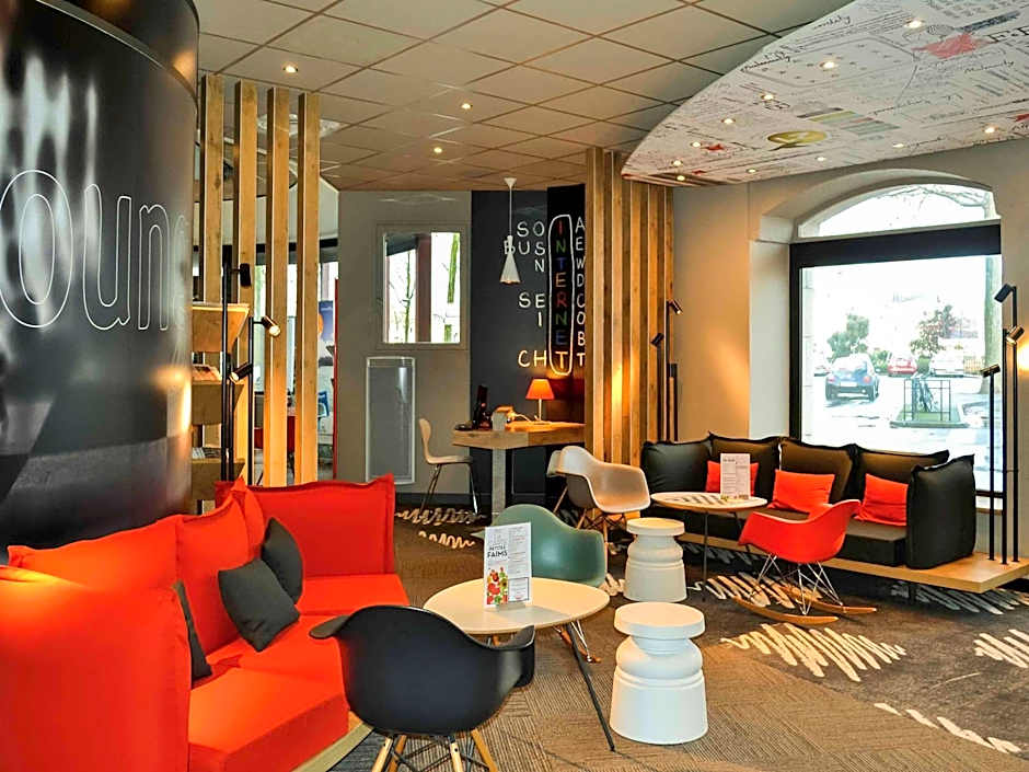 ibis Angers Centre Chateau