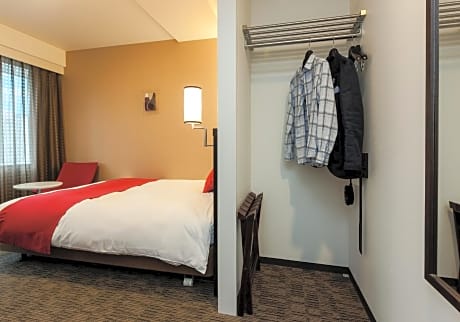 Standard Single Room - Smoking