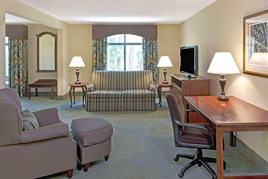 Wingate By Wyndham Charleston – North Charleston, SC