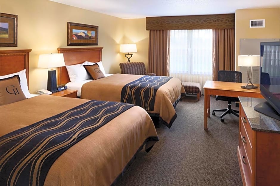 Clubhouse Hotel and Suites - Sioux Falls