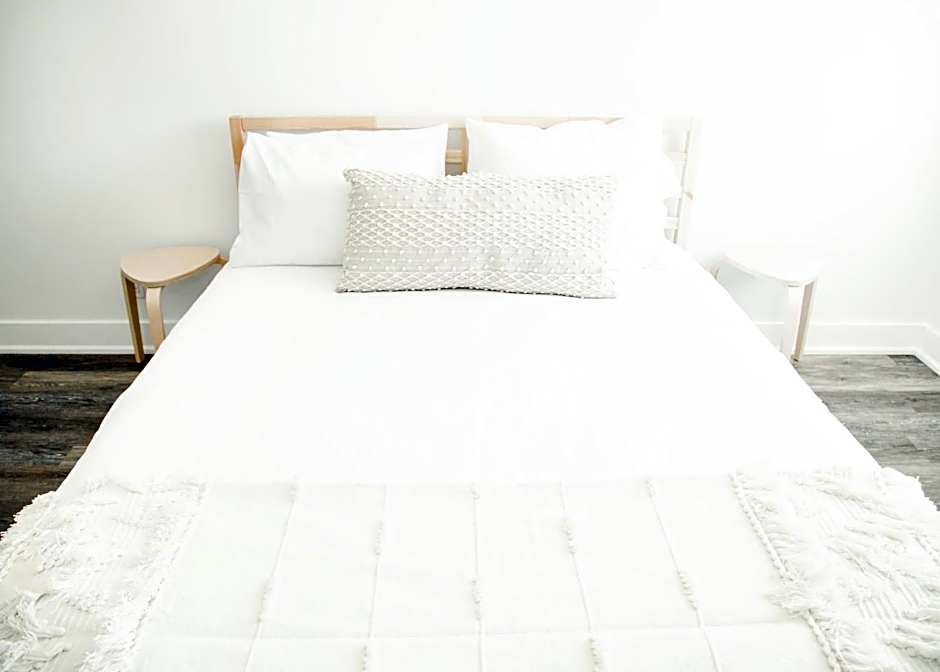 Naramata Courtyard Suites