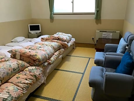 Quadruple Room with Mountain View