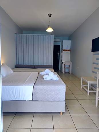 Studio with Sea View