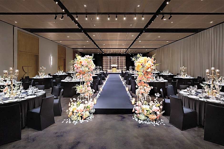 GRAVITY JOSUN Seoul Pangyo, Autograph Collection