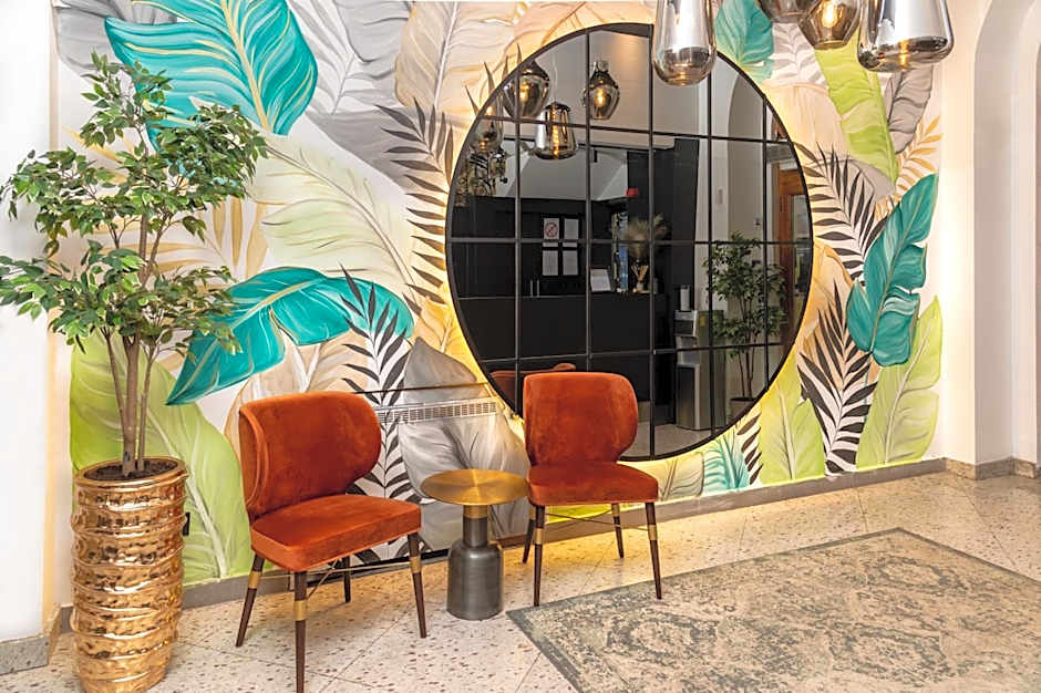 Natali luxury suites- mini rooms