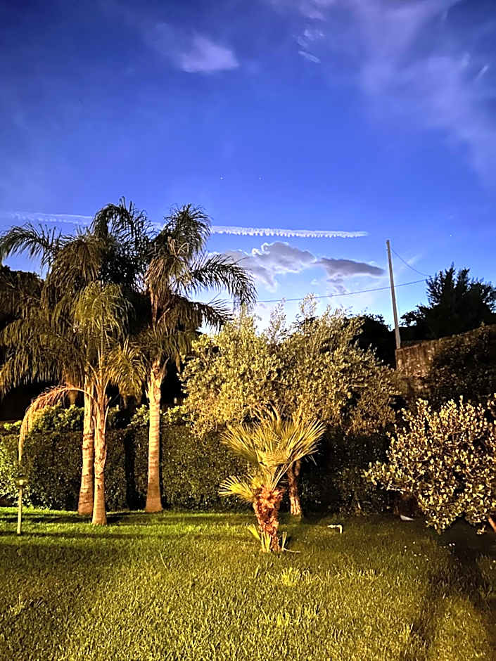 Villa Feluchia Tra Il Mare E Il Vulcano