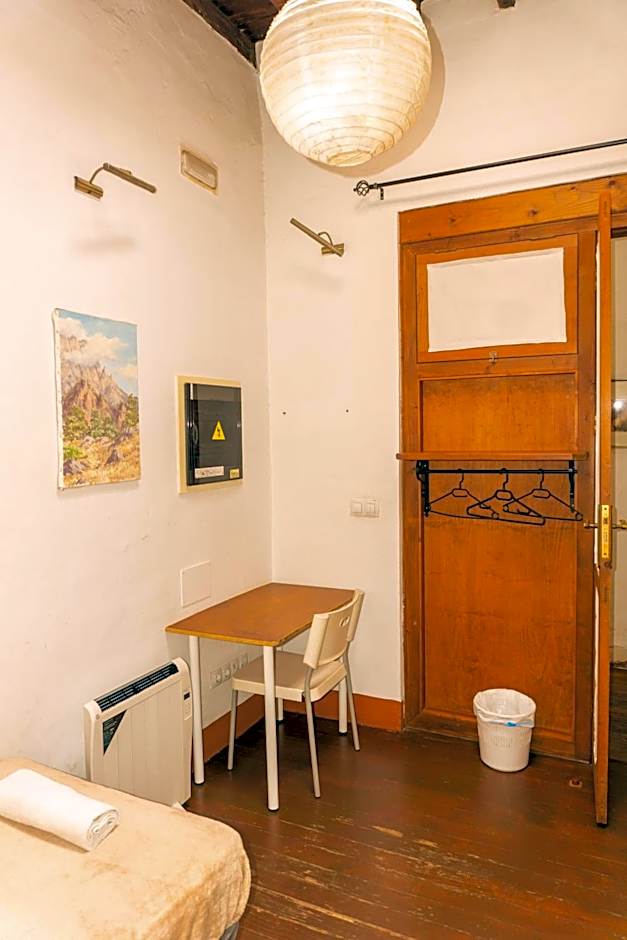 Hostel Albergue La Casa Encantada
