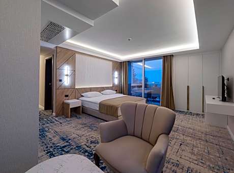 Family Room with Sea View