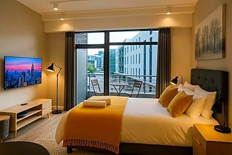 Studio Apartment with Balcony
