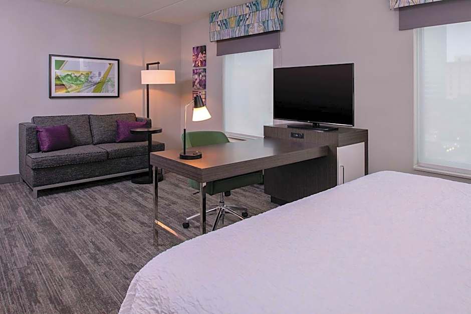 Hampton Inn By Hilton & Suites Winston-Salem Downtown
