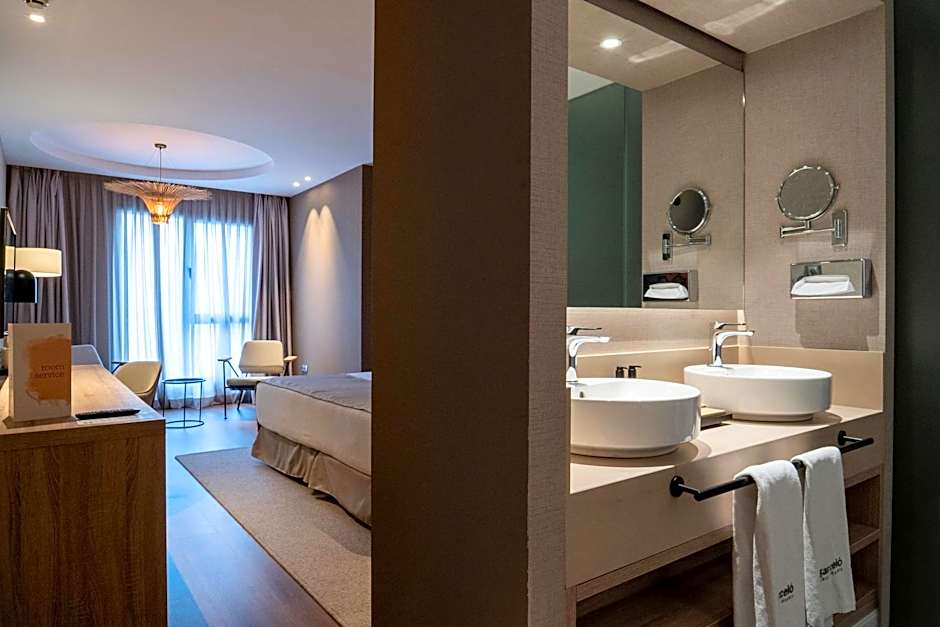 Barcelo Oviedo Cervantes