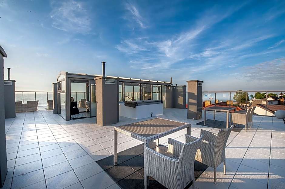 Al Mare - Apartamenty i pokoje