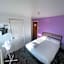 Sea Side Hotel