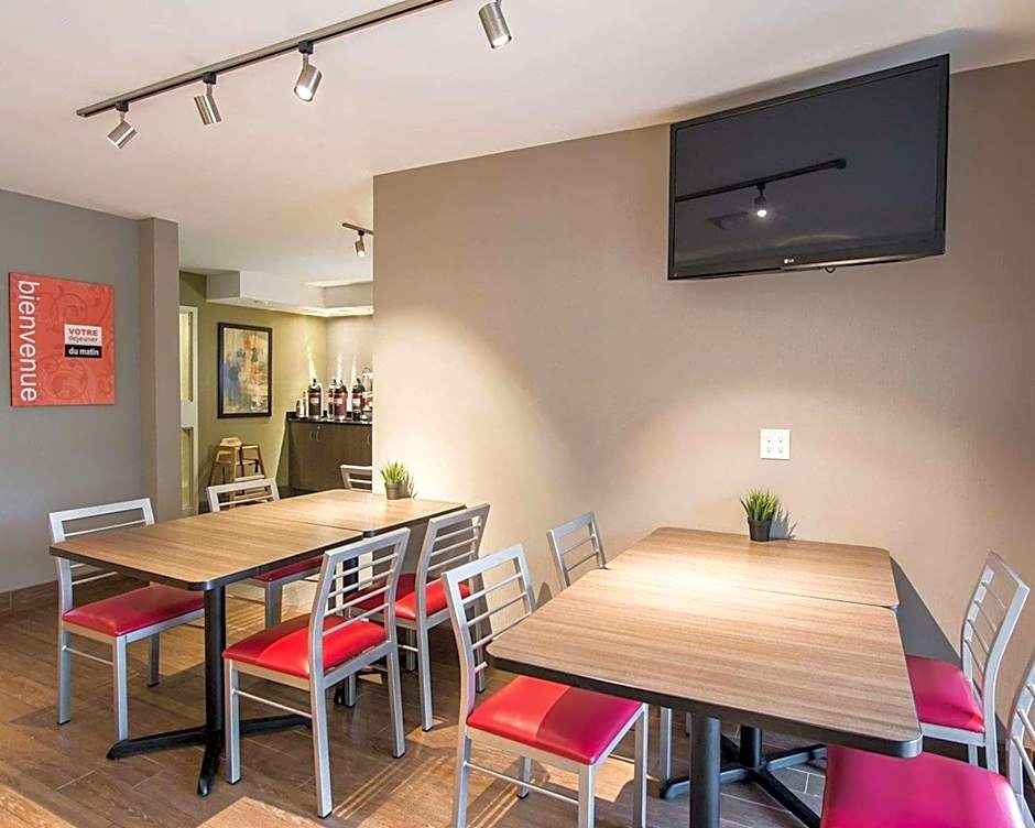 Comfort Inn Ancienne-Lorette - Quebec Airport