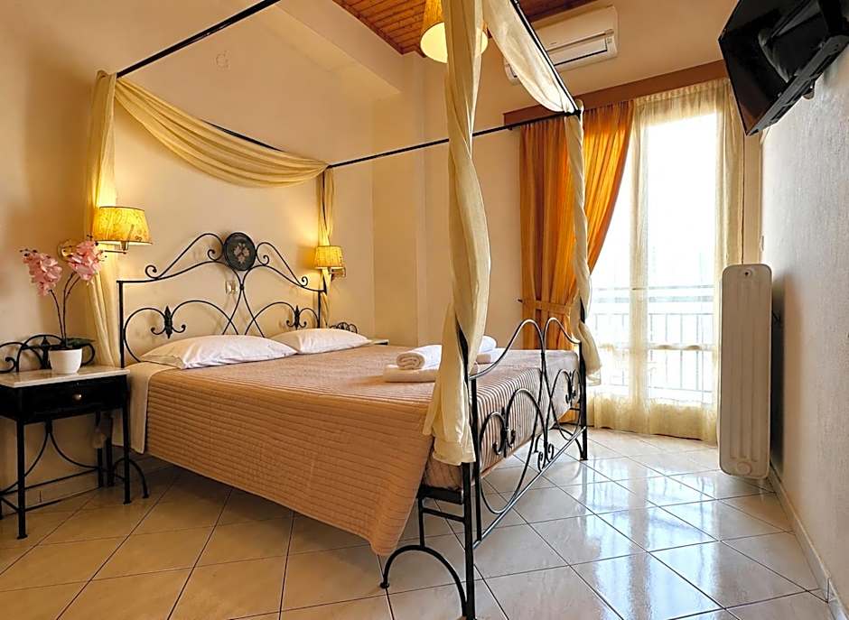 Acropole Delphi City Hotel