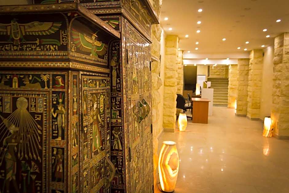 Pyramids Valley Boutique Hotel