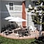 The Waverly 100 Inn at Old Beach