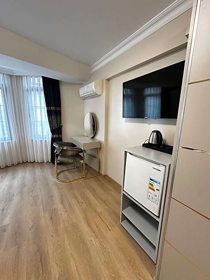 New Hotel Harbiye Studio