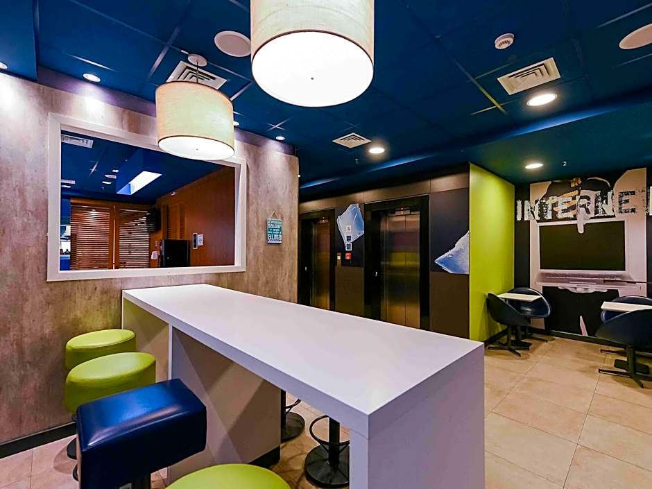 Ibis Budget Santos Gonzaga