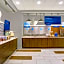 Holiday Inn Express & Suites - Lenexa - Overland Park Area By IHG