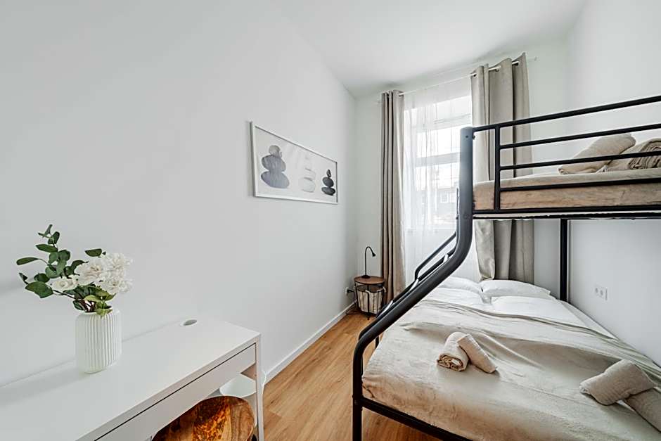 Modern Central City Rooms