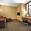 Cambria Hotel Akron - Canton Airport