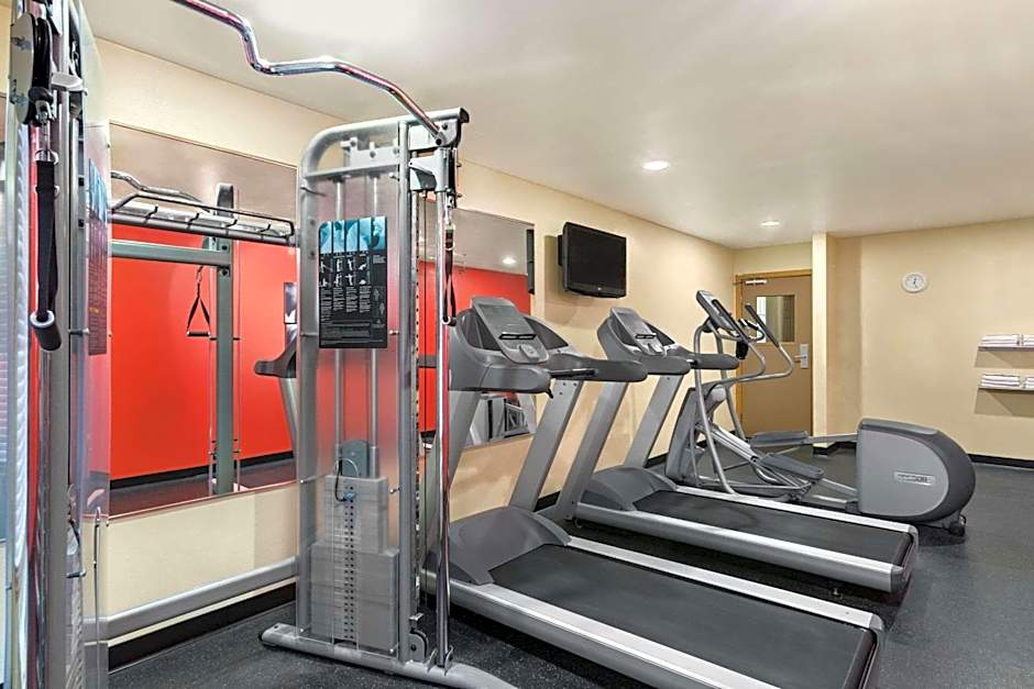 Country Inn & Suites by Radisson, Holland, MI