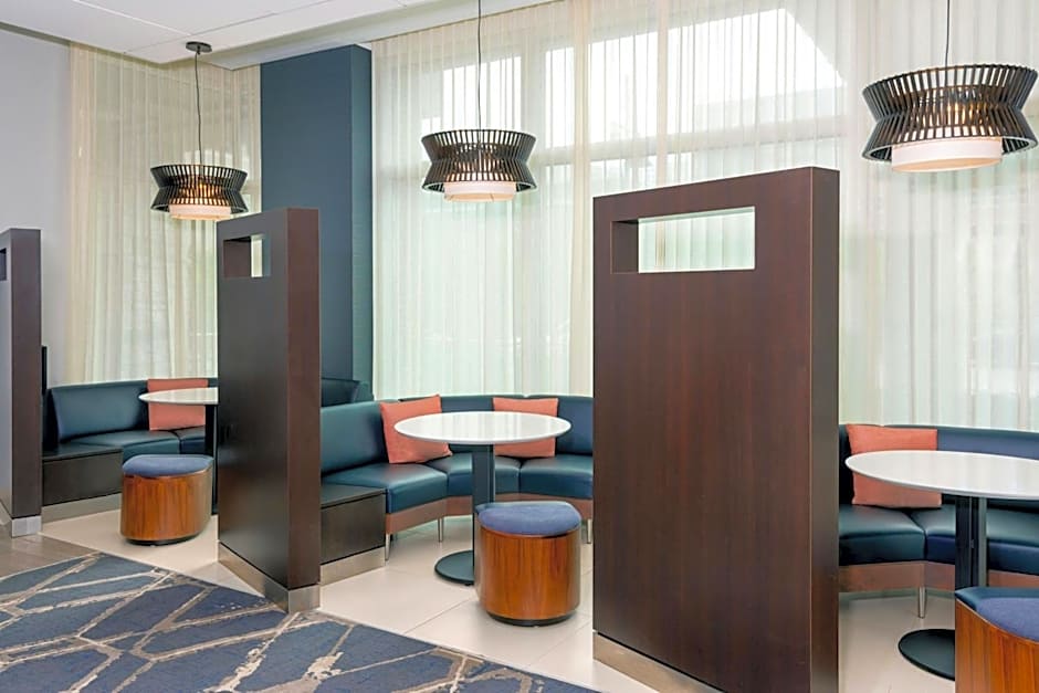 Courtyard by Marriott Buffalo Downtown/Canalside