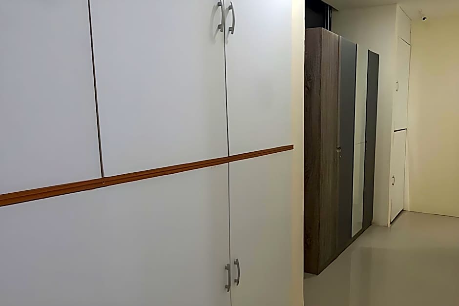 RedDoorz @ Mayjen Sungkono Surabaya