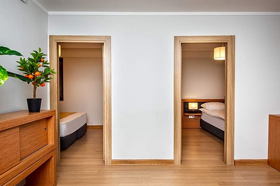 Orbi Palace Hotel Official