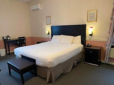 King Room with Spa Bath
