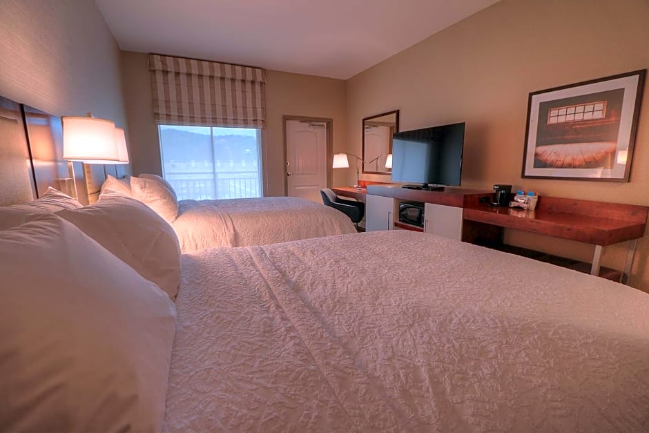 Hampton Inn By Hilton Gatlinburg Historic Nature Trail TN