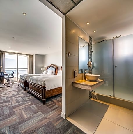 Deluxe Room, 2 Double Beds, Oceanfront View, Non-Smoking