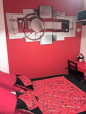 Standard Double Room with Shared Bathroom