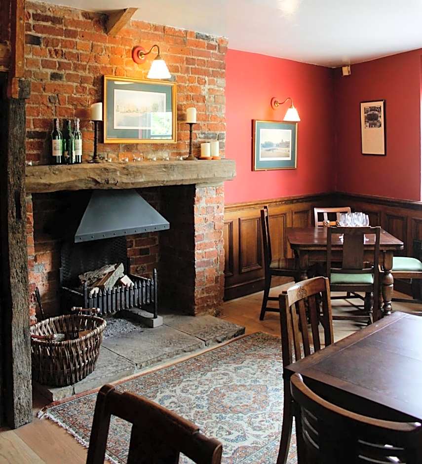 The George Inn St Mary Bourne