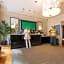Holiday Inn Express Chicago - Magnificent Mile By IHG