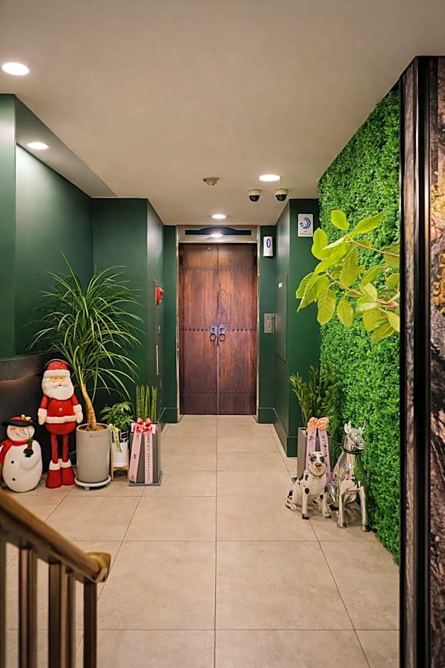 Hotel Busan Station 102